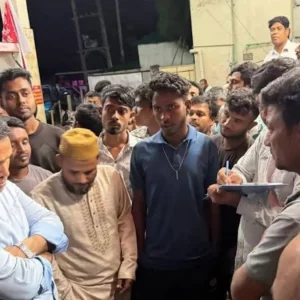আবাসিক ভবনের নিচতলায় মজুত করা জ্বালানি তেলে হঠাৎ অগ্নিকাণ্ড, ভাড়াটিয়ার জেল