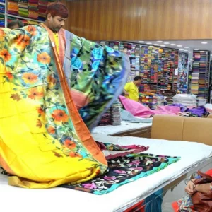 শপিংমল রাত ৯টা পর্যন্ত খোলা রাখার দাবি দোকান মালিক সমিতির