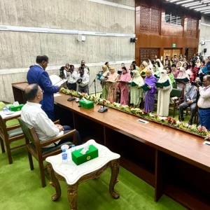 শপথ নিলেন সংরক্ষিত নারী আসনের ৪৯ এমপি