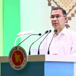 জনপ্রশাসনের কর্মকর্তাদের সব পদেই কাজ করার মানসিকতা থাকা জরুরি: প্রধানমন্ত্রী