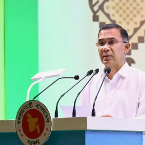 ৩০ লাখ কোটি টাকার ঋণের বোঝা নিয়ে যাত্রা শুরু করেছে সরকার: প্রধানমন্ত্রী