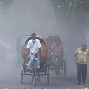 ঢাকার বাসিন্দারা স্বাস্থ্যঝুঁকিতে, বৃষ্টিতেও বাতাসে দূষণের মাত্রা আশঙ্কাজনক