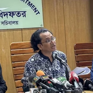 চলতি বছরের শেষ দিকে স্থানীয় সরকার নির্বাচন শুরু হবে: তথ্য উপদেষ্টা