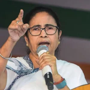 ‘আমি পদত্যাগ করবো না’, আবারও বললেন মমতা