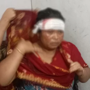 কিস্তির টাকা না দেওয়ায় ঋণ গ্রহীতাকে এনজিও কর্মীর মারধরের অভিযোগ