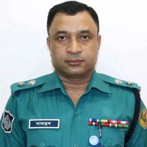 যুবদল নেতাসহ দুই হত্যা মামলার আসামি হলেন ফেনীর এসপি