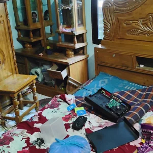 নারায়ণগঞ্জে চাঁদা না দেওয়ায় প্রবাসীর বাড়িতে ডাকাতি