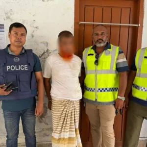 মক্তবপড়ুয়া শিশুকে যৌন হয়রানি, ইমামকে গণপিটুনি দিয়ে পুলিশে সোপর্দ