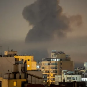 লেবাননে ইসরায়েলি হামলায় এক দিনেই নিহত ৪০