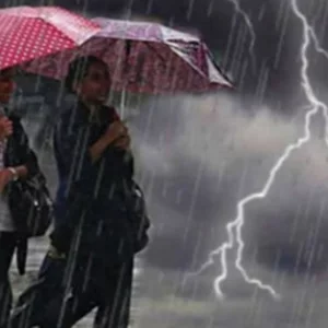 রাজধানীতে দুপুরের মধ্যে বজ্রবৃষ্টির আভাস