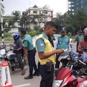 ট্রাফিক আইন ভাঙ্গলেই ডিমেরিট পয়েন্ট,  বাতিল হতে পারে লাইসেন্স
