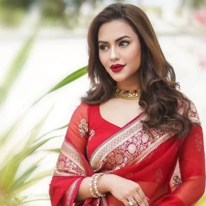 একদিন এক ইঞ্চি মোটা লাগলে নেটিজেনরা পরের দিন মেরে ফেলবে: নুসরাত ফারিয়া