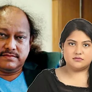 ভারতের পথে কারিনা কায়সার, সঙ্গে যেতে পারেননি বাবা