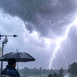 দুপুরের মধ্যেই ১০ অঞ্চলে বজ্রসহ ঝড়ের শঙ্কা