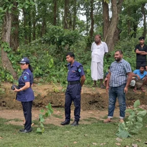 গজারি বনে মিললো নিখোঁজ অটোরিকশা চালকের গলাকাটা মরদেহ