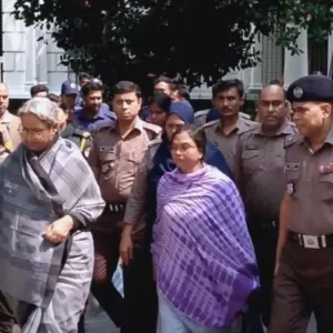 শাপলা চত্বর হত্যা মামলা: ট্রাইব্যুনালে আনা হলো দীপু মনি-রুপা-মোজাম্মেল বাবুকে