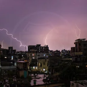 ঢাকায় রাতের মধ্যেই বজ্রসহ বৃষ্টির আভাস