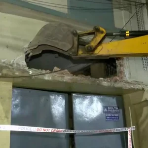 পশ্চিমবঙ্গে শুরু ‘বুলডোজার অভিযান’