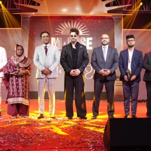 সমাজ বদলে দেয়া ৬ জনকে সম্মাননা দিলো আবুল খায়ের গ্রুপ