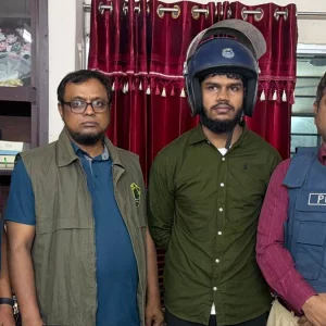 জঙ্গি সম্পৃক্ততার অভিযোগে চাকরিচ্যুত সেনা সদস্য গ্রেপ্তার