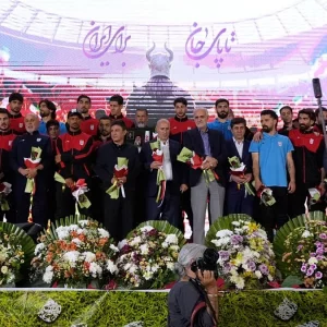 তেহরানে ইরান ফুটবল দলের রাজকীয় বিদায় সংবর্ধনা