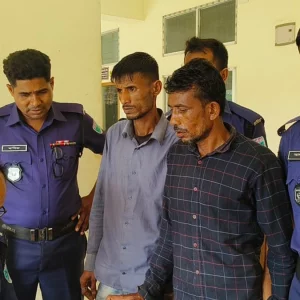তরুণীকে দলবদ্ধ ধর্ষণ, তিনজনের যাবজ্জীবন