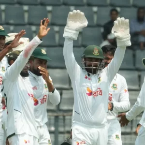 পাকিস্তানকে ধবলধোলাই করতে ৫ উইকেট চাই বাংলাদেশের 