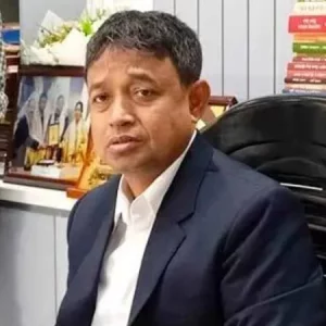 সাবেক ডিবিপ্রধান হারুনসহ ২ জনের আয়কর নথি জব্দের নির্দেশ আদালতের