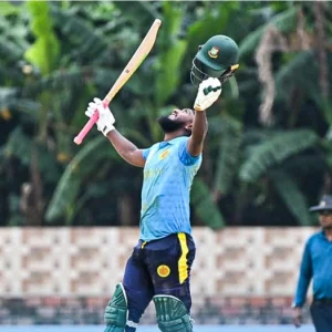 জাকেরের সেঞ্চুরির দিনে ১৭ বলে হৃদয়ের বিধ্বংসী ফিফটি