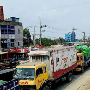 ব্রাহ্মণবাড়িয়ার বিশ্বরোড থেকে আশুগঞ্জ পর্যন্ত ১২ কিলোমিটার যানজট