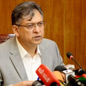আইনি প্রক্রিয়ার মাধ্যমে শেখ হাসিনাকে ফেরাতে চায় সরকার: স্বরাষ্ট্রমন্ত্রী