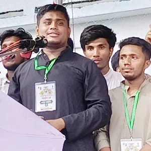 বিচার ব্যবস্থার ওপর বিশ্বাস নেই, বাবারা এখন আর ধর্ষণের বিচার চায় না: হাসনাত আবদুল্লাহ