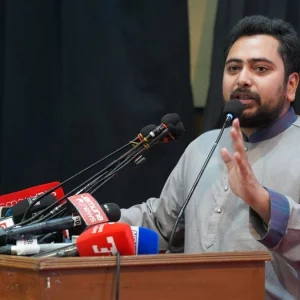 সরকারের মধ্য থেকে এস আলম, সালমান এফ রহমান হওয়ার প্রতিযোগিতা হচ্ছে: নাহিদ ইসলাম