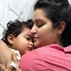 ‘শুধু আমি আমার মায়ের গাঁ ঘেঁষতে পারি না’
