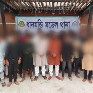 রাজধানীতে ঝটিকা মিছিলের চেষ্টা, আওয়ামী লীগের ৩২ নেতাকর্মী গ্রেপ্তার