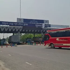 ২৪ ঘণ্টায় যমুনা সেতু পার হয়েছে ৩২ হাজারের বেশি যানবাহন