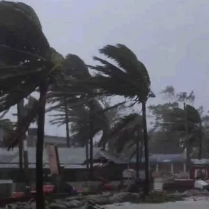 চার অঞ্চলে ঝড়-বৃষ্টির আভাস, নদীবন্দরে ১ নম্বর সতর্ক সংকেত