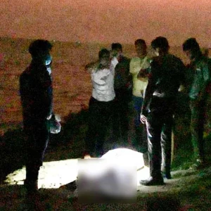 পদ্মা নদী থেকে যুবকের হাত বাঁধা মরদেহ উদ্ধার, মেলেনি পরিচয়