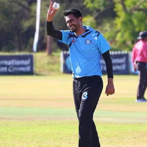 ২ রানে ৬ উইকেট নিয়ে অবিশ্বাস্য বিশ্ব রেকর্ড