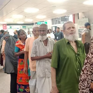 মেট্রোরেল ও ট্রেন ভাড়ায় যেভাবে ২৫ শতাংশ ছাড় পাবেন প্রবীণ-প্রতিবন্ধীরা