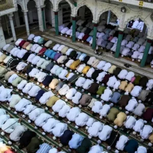 ভারতে ঈদগাহে নামাজের অনুমতি পাওয়া যাচ্ছে না, আতঙ্কে মুসলিমরা