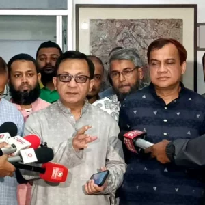 চামড়ার ন্যায্য দাম নিশ্চিতে নজরদারি করা হবে: বাণিজ্যমন্ত্রী