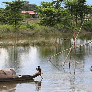 হাওরে এক মাস মাছ ধরা নিষিদ্ধ