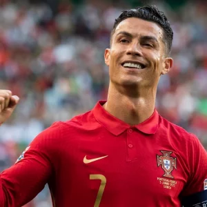 ২০৩০ বিশ্বকাপেও খেলবেন রোনালদো: পর্তুগাল কোচ