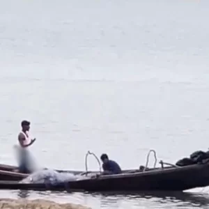 নাফ নদীতে মাছ ধরতে যাওয়া জেলেদের লক্ষ্য করে গুলিবর্ষণ