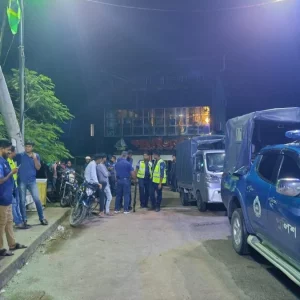 শরীয়তপুরে দোকান নির্মাণকে কেন্দ্র করে সংঘর্ষ, অর্ধশতাধিক ককটেল বিস্ফোরণ