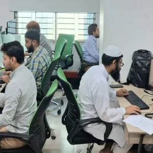 সাত দিনের ঈদ ছুটি শেষে সোমবার খুলছে অফিস-আদালত ও ব্যাংক