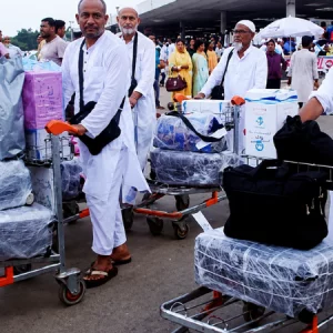হজ শেষে দেশে ফিরলেন ৬ হাজারের বেশি হাজি