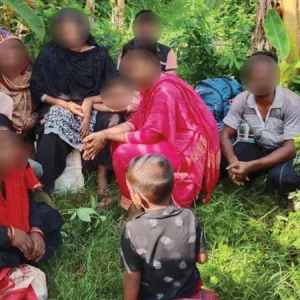 বিএসএফের পুশইনের অভিযোগ, চুয়াডাঙ্গা সীমান্তে আটক ১০