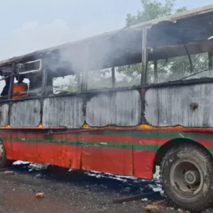 বিআরটিসি বাসের ধাক্কায় প্রাণ গেলো বাবা-ছেলের, বাসে আগুন দিলো বিক্ষুব্ধ জনতা